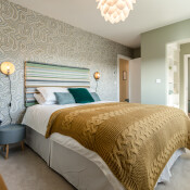 Squirrels Show House   web 25