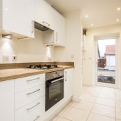 8242256 interior02