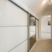 Landing sliding wardrobes 2