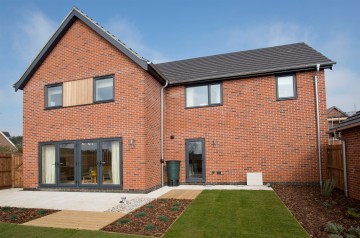 swans nest showhouse
